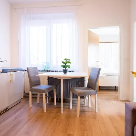 Burg Rotraut #3 아파트 *